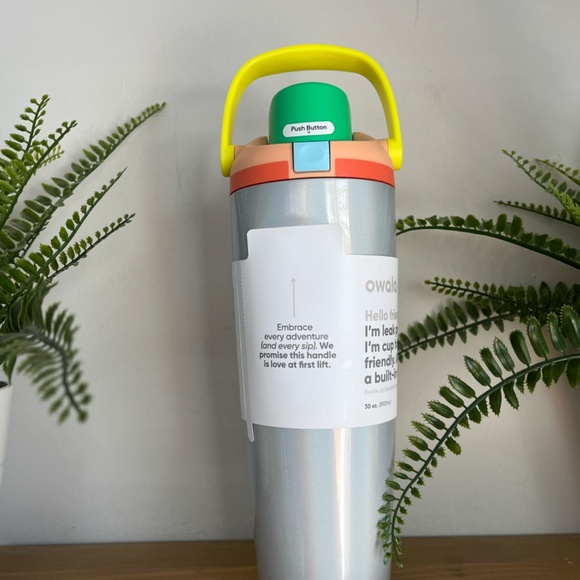 Owala FreeSip Sway Stainless Water Bottle - Picture 2 of 5